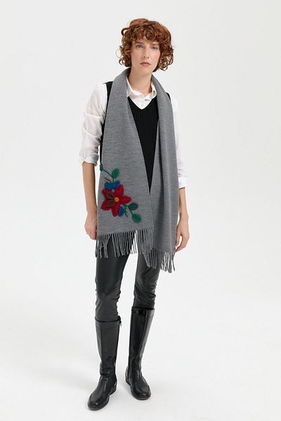Desen Triko Camolă cu ciucuri cu imprimeu floral tricotat pentru femei de culoare afumată