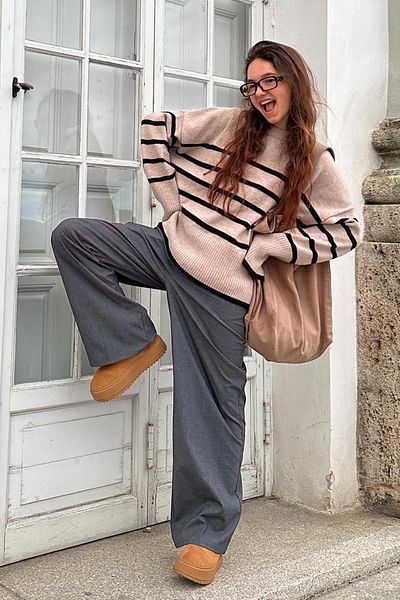 Seeh Pulover cu decolteu în dungi bej - SH213