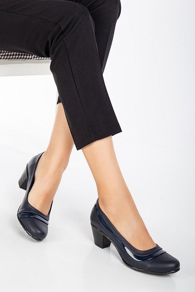 Dilimler Ayakkabı Patent Leather and Skin Ready Sole Navy Blue Women's Daily Classic Heeled Shoes