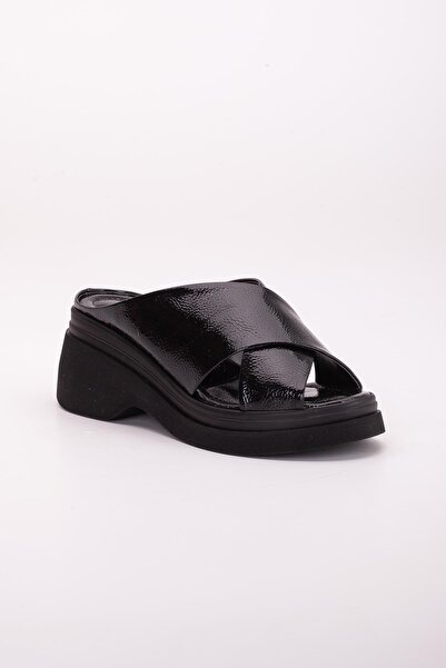 Dilimler Ayakkabı Black Patent Leather Wedge Heeled Women's Slippers - Thick Cross Strap
