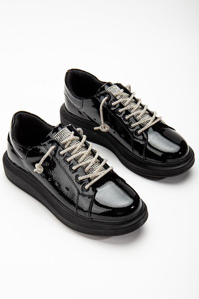 Dilimler Ayakkabı Black Patent Leather Women's Sneakers with Stone Lace Detail