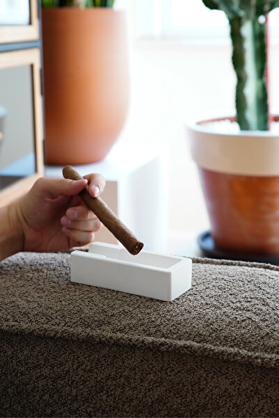 sin istanbul Köşeli Puro Küllüğü Beyaz