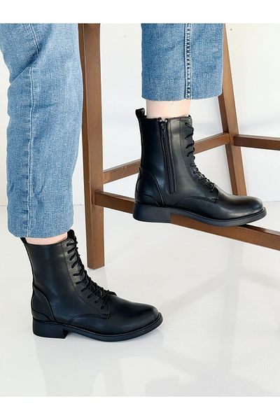 Cudo Black Classic Lace-Up Boots