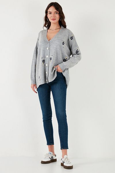 Lela Floral Embroidered Oversize Fit V-Neck Buttoned Cardigan 4616191