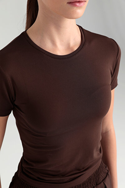 SHEISMONO Μπλούζα Soft Touch με κοντό μανίκι με στρογγυλή λαιμόκοψη καφέ