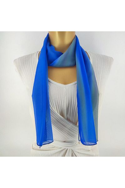 Tedz Collection وشاح طويل مخطط ناعم باللون الأزرق الداكن من PAREDORA