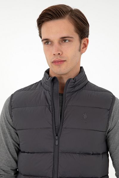 U.S. Polo Assn. Men's Anthracite Vest 50290714 -Vr006