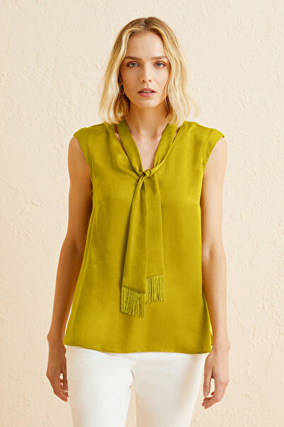 Naramaxx Bağlama Ve Püskül Detaylı Bluz