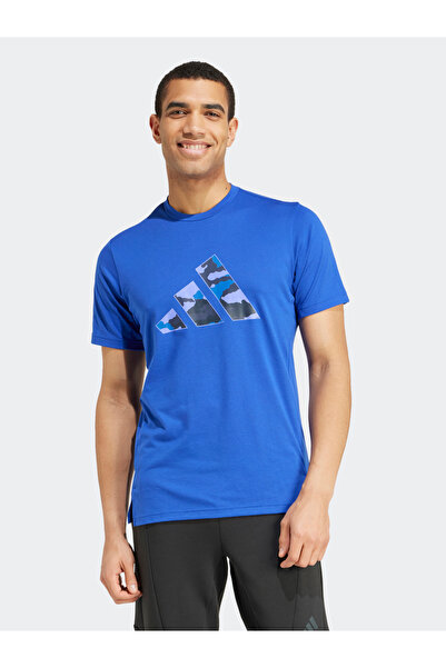 adidas تي شيرت بشعار جرافيكي مموه من Train Essentials