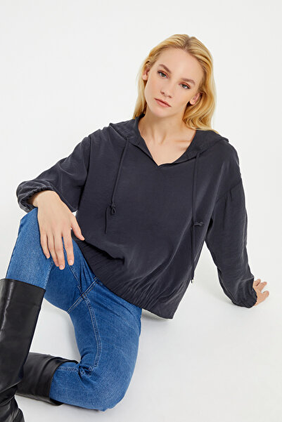 Naramaxx Önü Lastikli Kapüşonlu Bluz