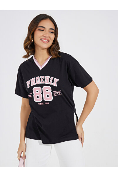 Styli تي شيرت مطبوع بتفاصيل شق عند الحافة العالية والمنخفضة