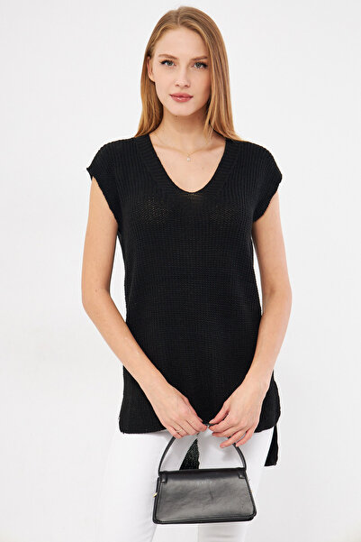 armonika Women's Black V-Neck Front Short Back Long Sweater ARM-24K069004