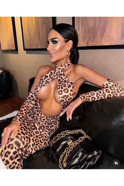 pink life Rochie midi decoltată cu mâneci leopard
