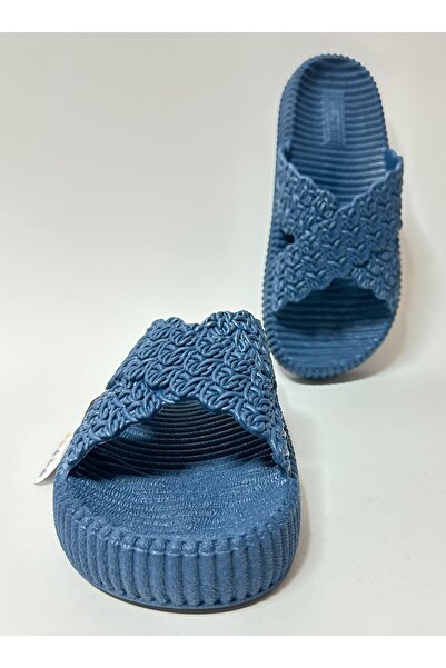 GEZER HASIR GÖRÜNÜMLÜ KALIN TABAN FULL KAYDIRMAZ PLASTİK KADIN ISLAK ZEMİN EV VE SOKAK TERLİĞİ