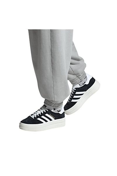 adidas Pantofi casual pentru femei Gazelle Bold W Hq6912