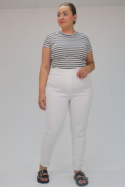 Eslina Λευκό μακρύ τζιν 9184-10 Plus Size - Ελαστική μέση, στενό πόδι