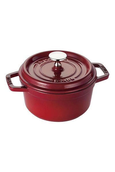 STAUB La Cocotte 16cm 1,25Lt Round Cast Pot Cherry Red - 405114880