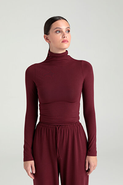 SHEISMONO Ultra měkká roláková halenka klaretová červená