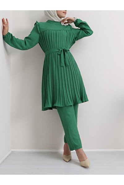 Modamorfo Robadan hajtogatott derékkötős kétrészes öltöny - zöld
