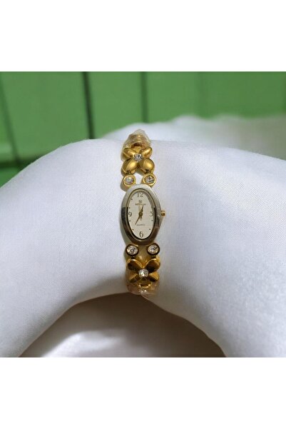 Revello Kelebek Desenli Taş İşlemeli Kadın Kol Saati
