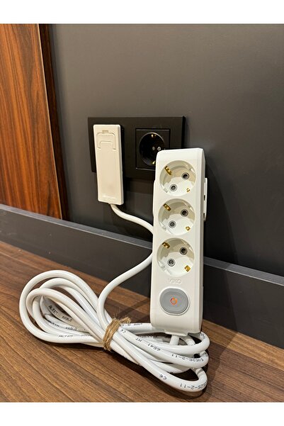 VİKO Grup Priz 3'lü (3M) Ince Fişli Uzatma Kablosu Dar Alanlarda Yer Kaplamaz...