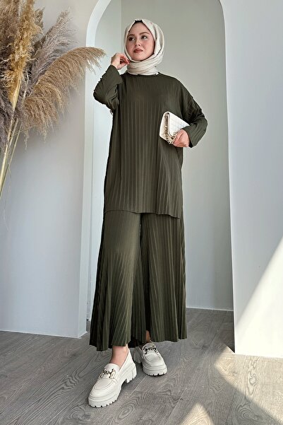 InStyle طقم كاكي ميلا بنطال مطوي وتونيك مكون من قطعتين