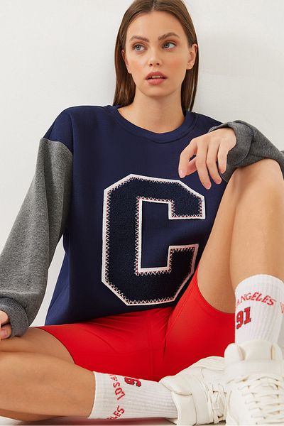 Bianco Lucci Damen-Sweatshirt mit Filzdruck und detailliertem Detail 60351004