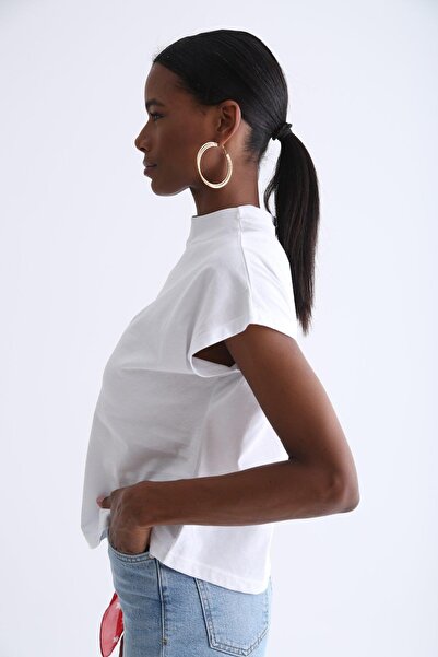 TENA Women's Ecru Short Sleeve Stand Collar Crop Blouse