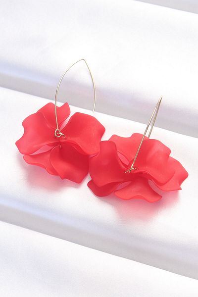 Clariss Red Color Flower Earrings
