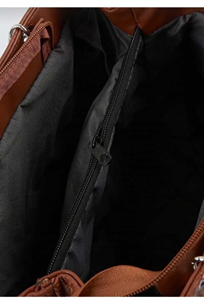 MAC&MOS Women's Tan Chain Strap Hand and Shoulder Bag