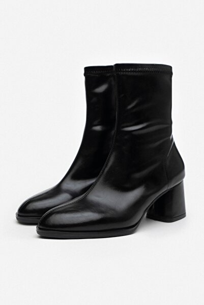 NİŞANTAŞI SHOES Detailní dámské kozačky na podpatku fuzzy černé se zapínáním na zip