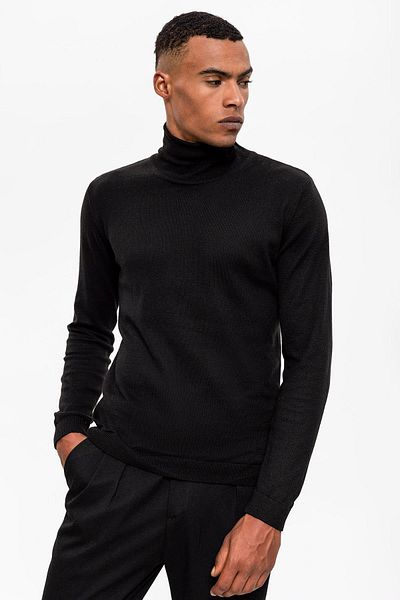 Antioch Black Full-Necked Men's Knitwear