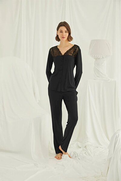 MONAMİSE Women'S, Lace on the Neck and Shoulders, Buttoned Front, Black Pajama Set
