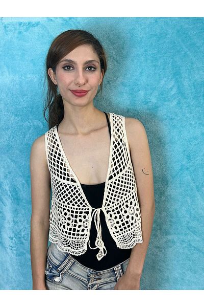 Gönülden Tasarım Ecru Mesh Floral Embroidered Vest - Standard Size