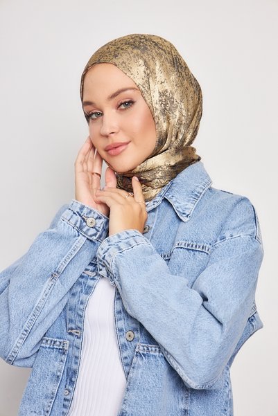 Scarf Gi Shine Jacquard Shawl - Gold and Black