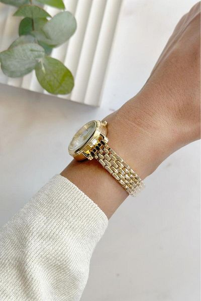 OQQO Rovigo Gold Women's Wristwatch