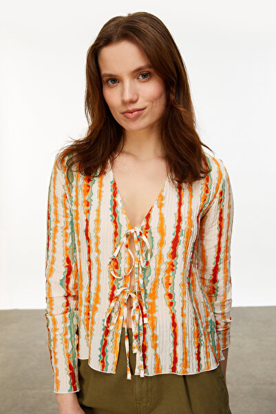 Mudo Plisseed Bluz with Tie-Up Detail