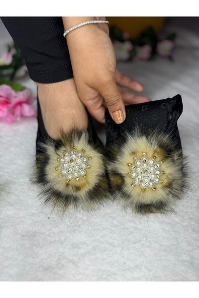 SiFu STYLE Κομψότητα και άνεση μαζί: Diamond Stone Home Ballerina Pisi Booties
