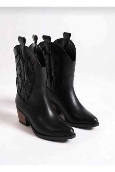 She WOMEN'S BLACK VEGAN LEATHER EMBROIDERED WESTERN SHORT COWBOY BOOTS