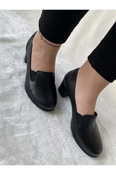 ÇİĞDEM KUNDURA Çiğdem Gerçek Deri Yuvarlak Burun Siyah Klasik Topuklu Kadın Ayakkabı