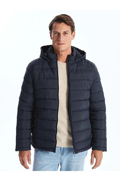 LC Waikiki LCWAIKIKI معطف منتفخ كلاسيكي بغطاء للرأس للرجال