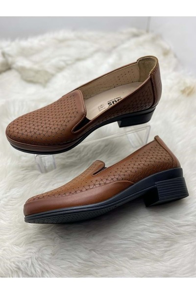 ÇİĞDEM KUNDURA Çiğdem Siyah Gerçek Deri Kalın Topuklu Anne Ayakkabı (PBSU A6)