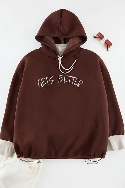 Trendyol Curve Plus Size Rib Detailed Brown Slogan Sweatshirt - Oversize Collar Tbbaw25Ao00033