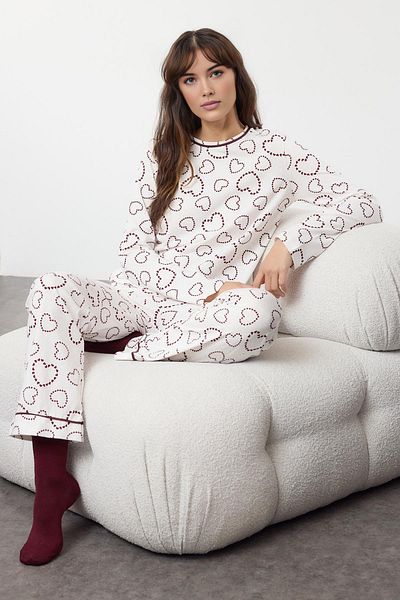 Trendyol Collection Colorful White 100% Cotton Heart Piping Pajamas Set - Thmaw25Pt00191
