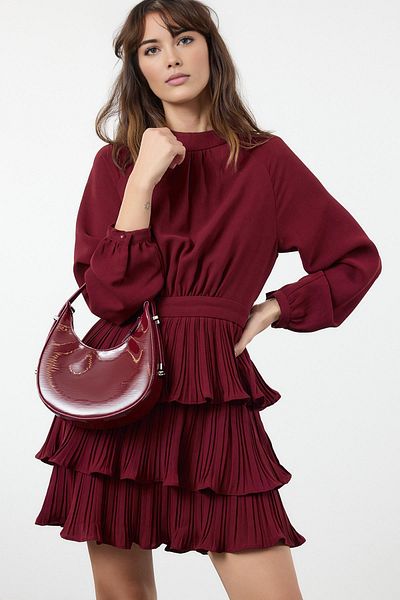 TRENDYOL SHOES Claret Red lakkbőr ovális női válltáska TWOAW25OC00006