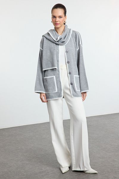 Trendyol Collection Wide Fit - Soft Texture Grey Knitwear Cardigan with Beard Detail - Twoaw25Hi00006