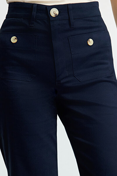 Trendyol Collection Detailní bavlněné tkané kalhoty v námořnické modři Twoaw25Pl00079