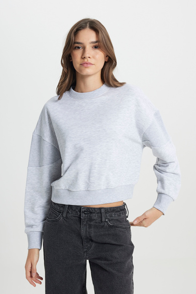 WRANGLER Relaxed Fit Wide Cut Crew Neck Women's Gray Melange Sweatshirt
