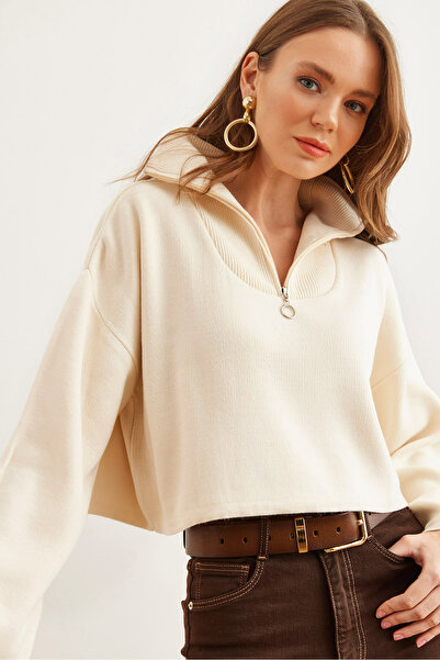 Olalook Women's Ecru Zippered Stand Collar Crop Knitwear Sweater Kzk- 19000854