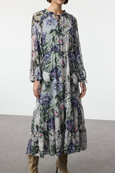 Trendyol Collection Barevný květinový potisk – Maxi šaty s rozepínáním v pase s podšívkou, Twoaw25El00497